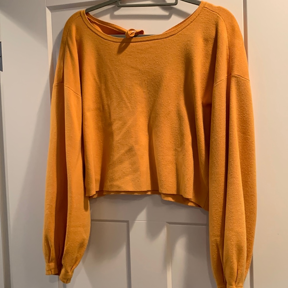 Mustard yellow sweater with slight balloon sleeve & key hole open back with tie